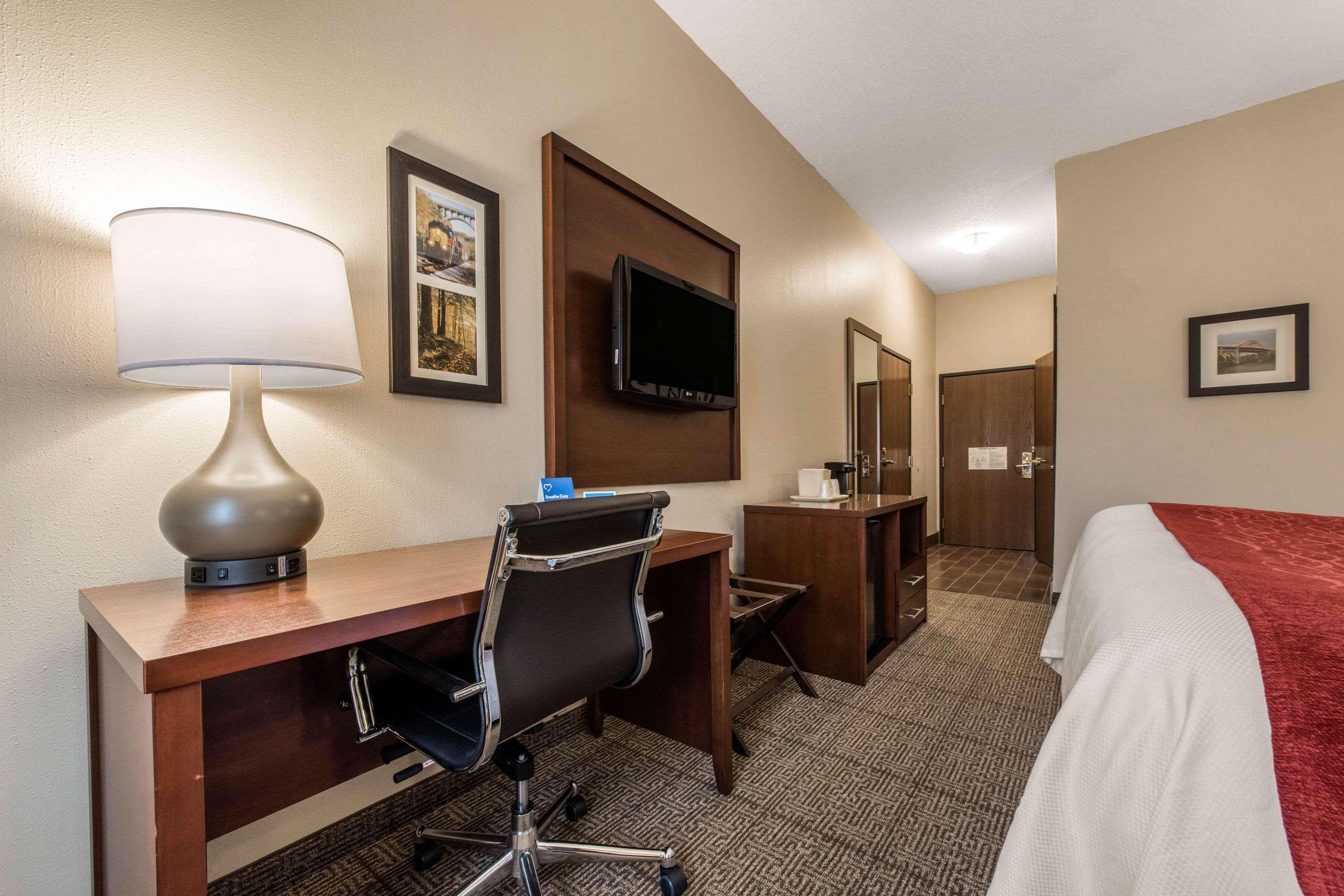Comfort Inn & Suites Streetsboro - Kent Exteriör bild