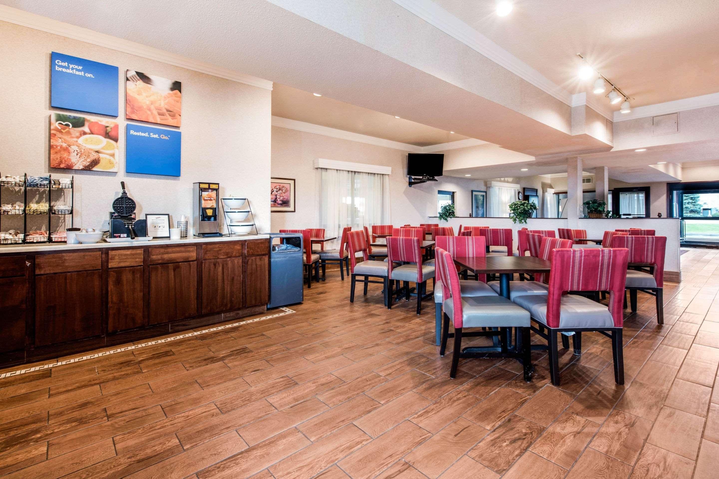 Comfort Inn & Suites Streetsboro - Kent Exteriör bild