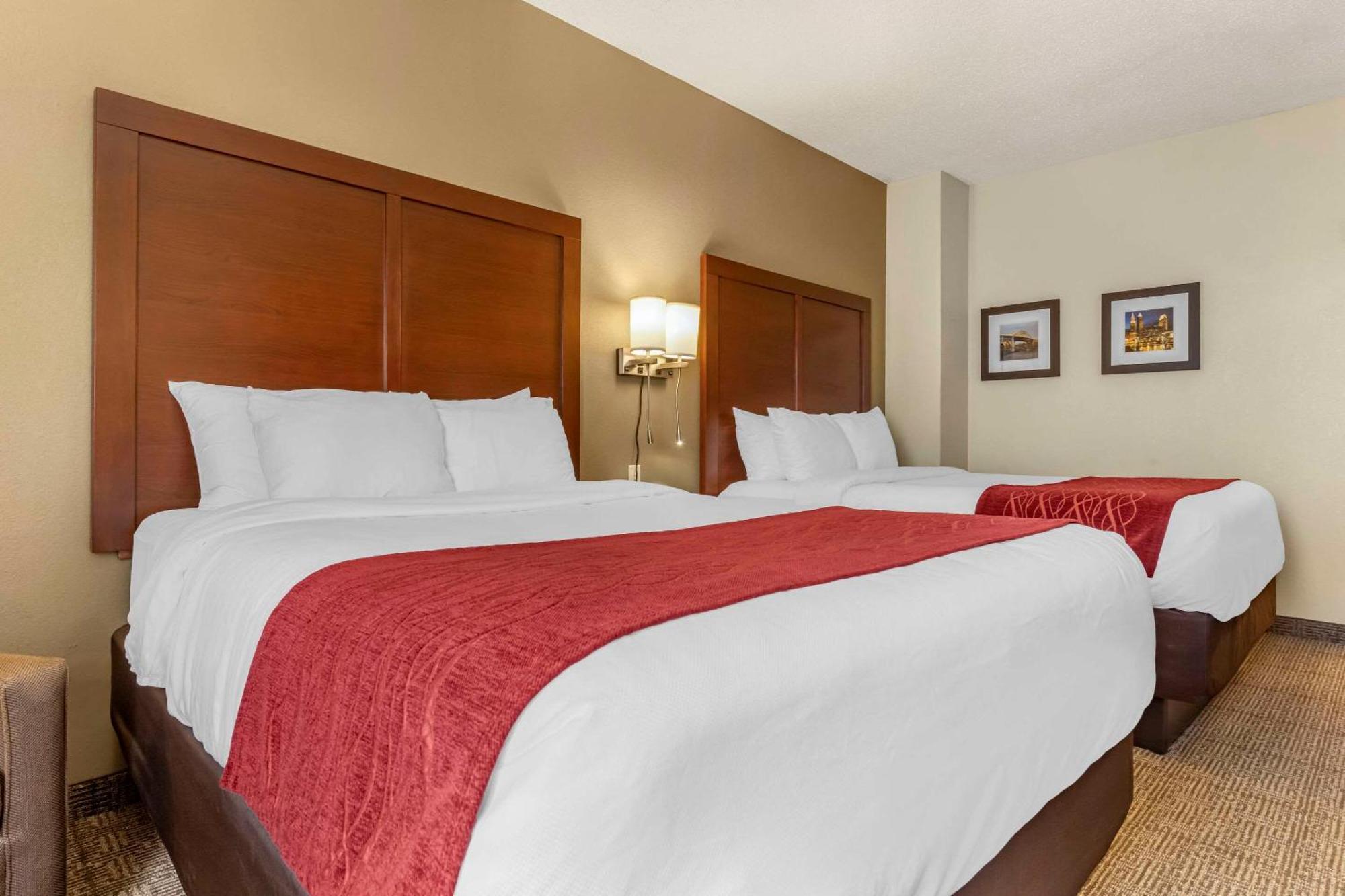 Comfort Inn & Suites Streetsboro - Kent Exteriör bild